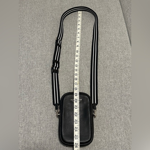 Kate Spade Crossbody - Picture 4 of 8